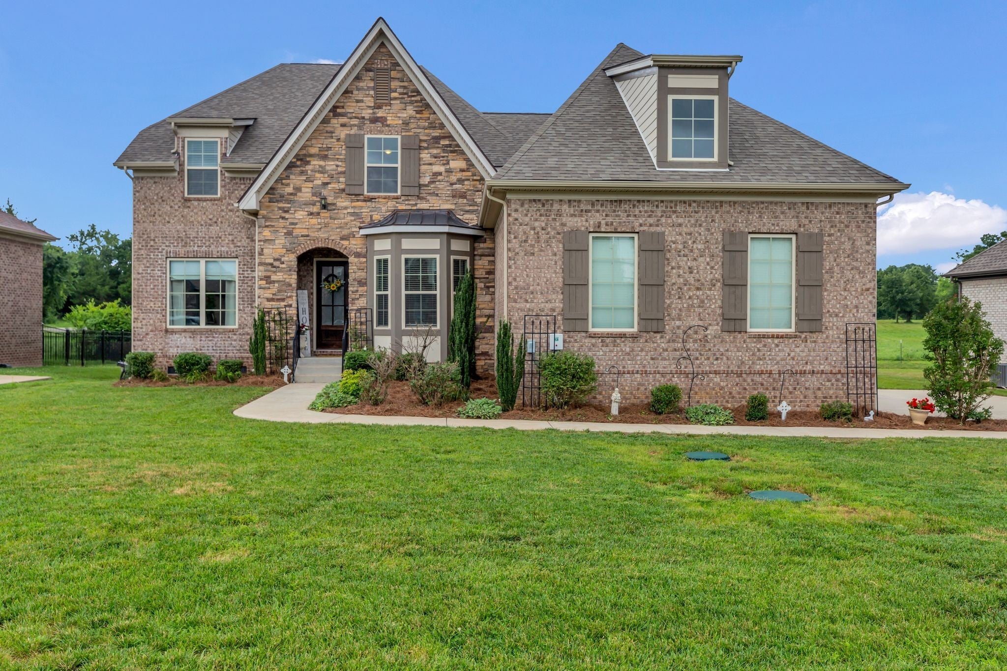Photo of Listing #2929061
