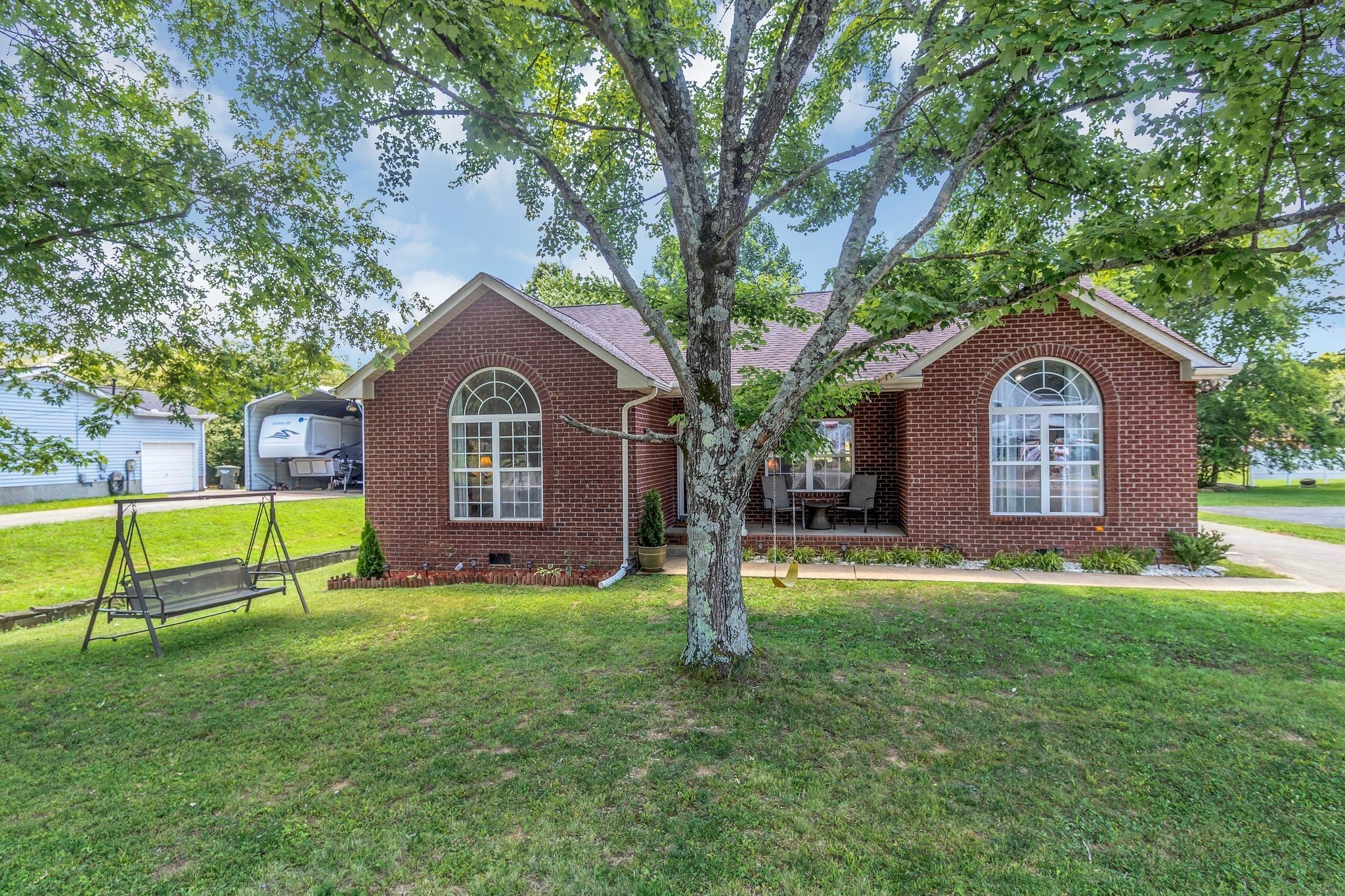 Photo of Listing #2929301