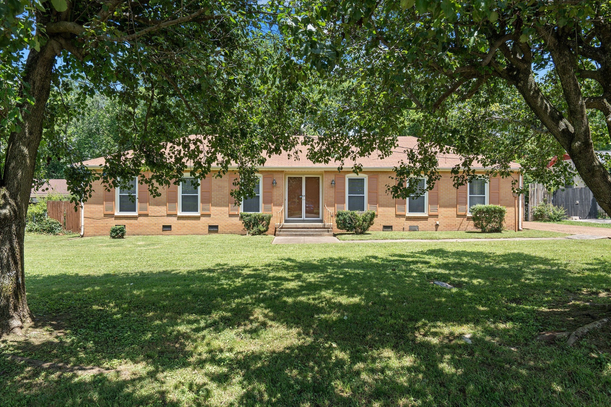 Photo of Listing #2929535