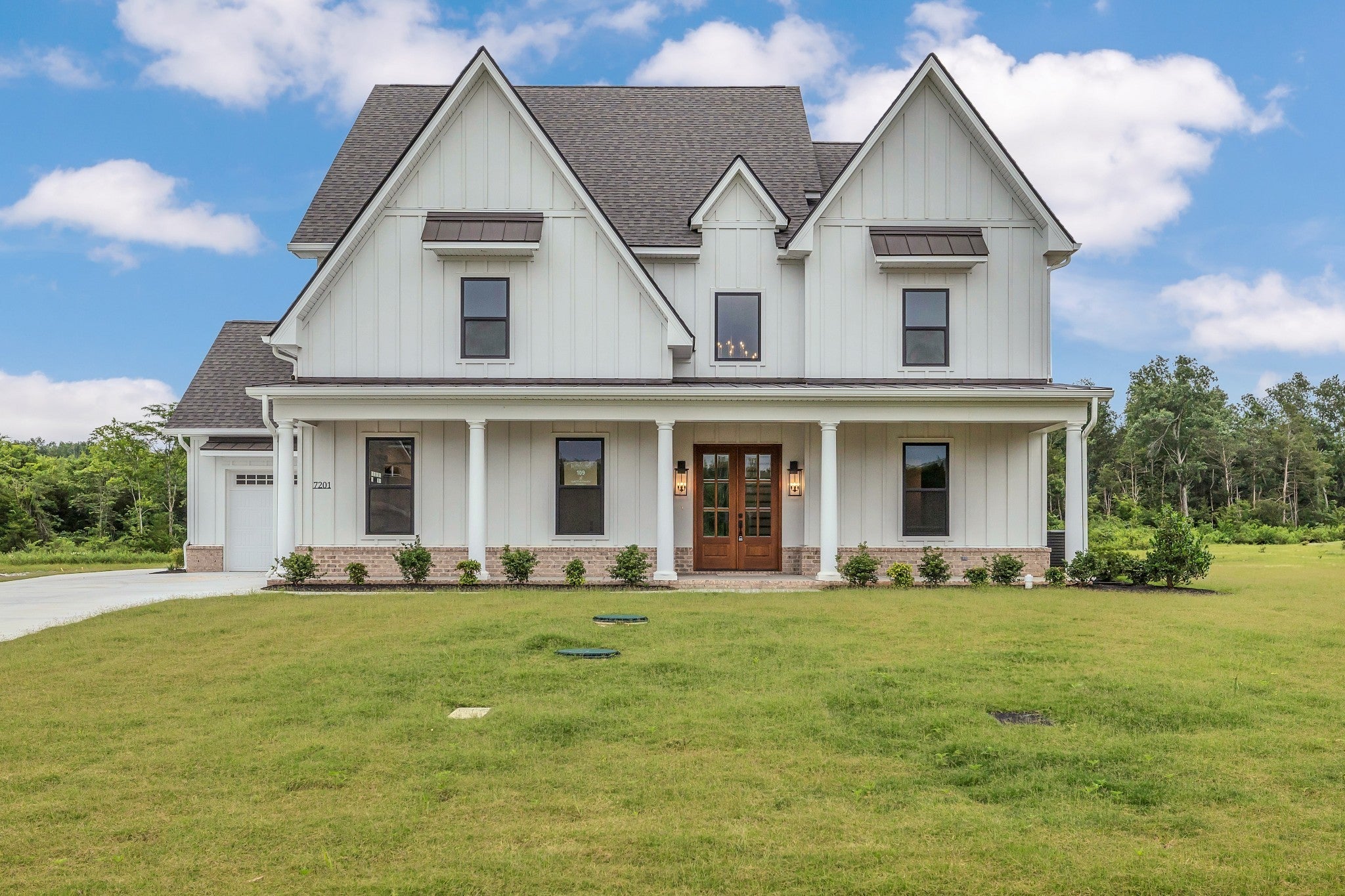 Photo of Listing #2929544