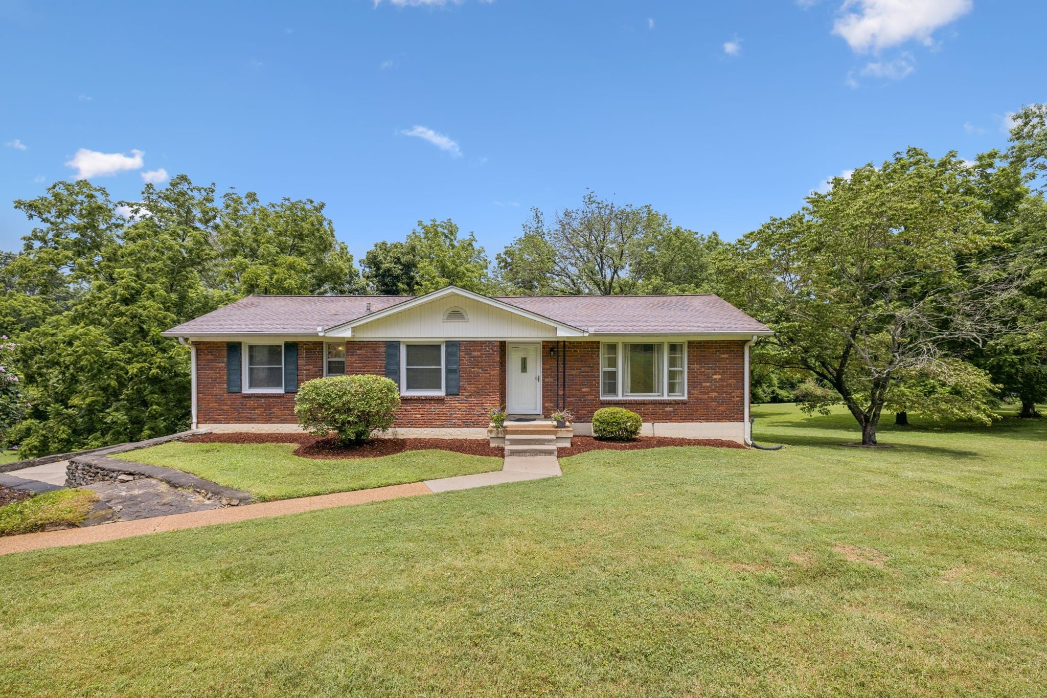 Photo of Listing #2929573