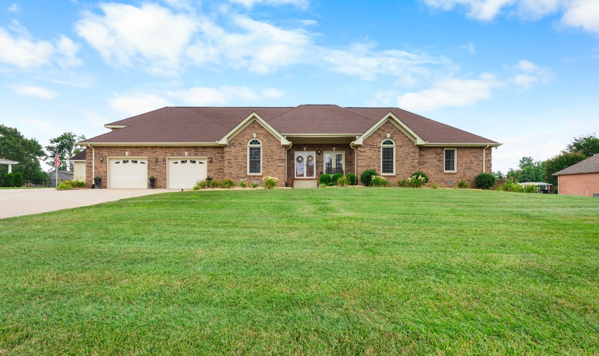 Photo of Listing #2929739