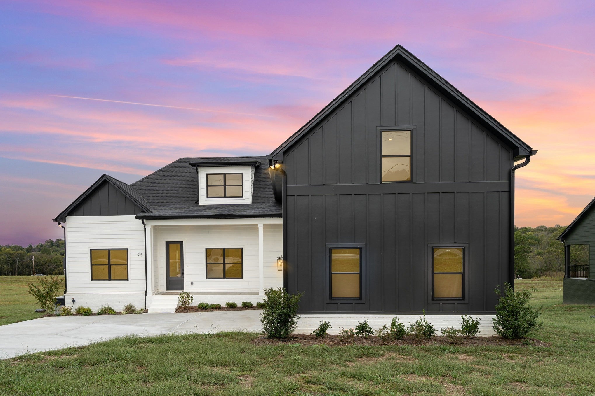 Photo of Listing #2929930