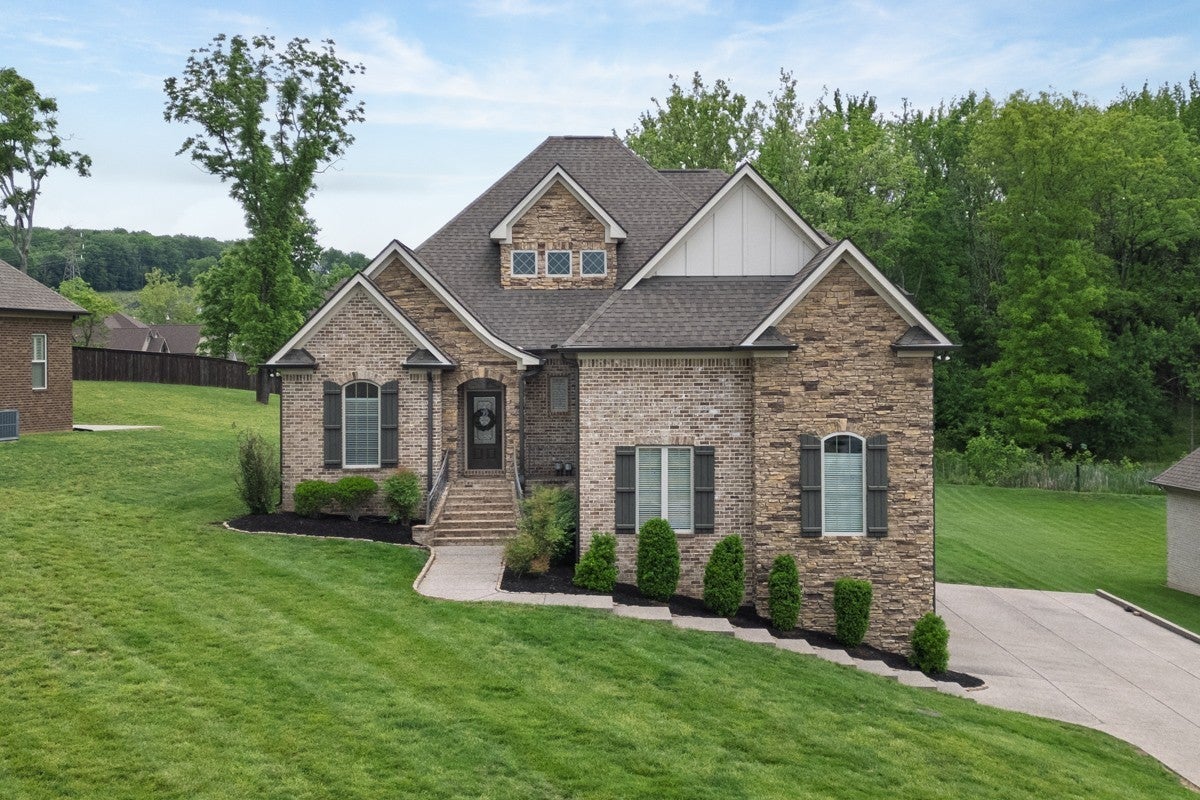 Photo of Listing #2929957