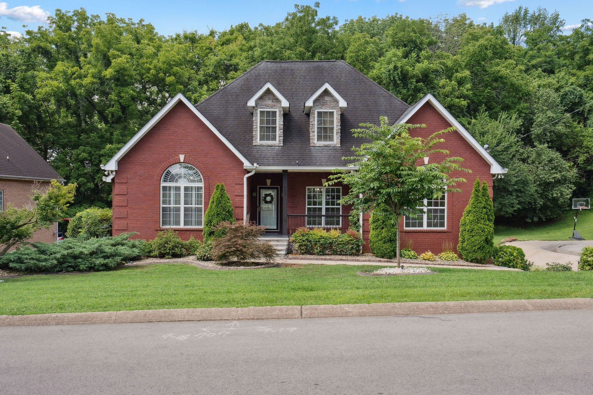 Photo of Listing #2929981