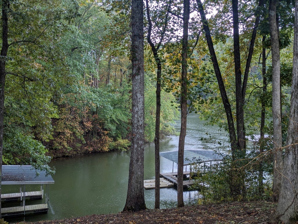 995 Dripping Springs Rd, Winchester