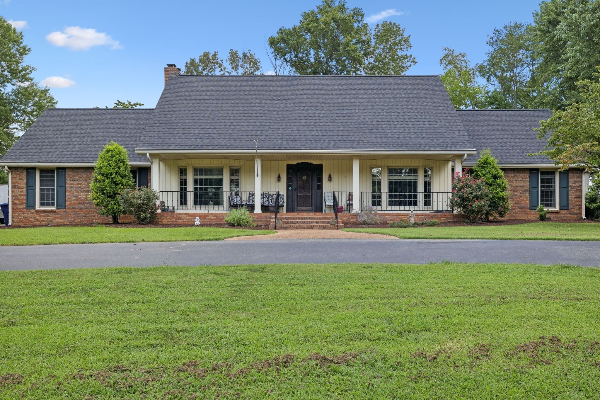 Photo of Listing #2930138