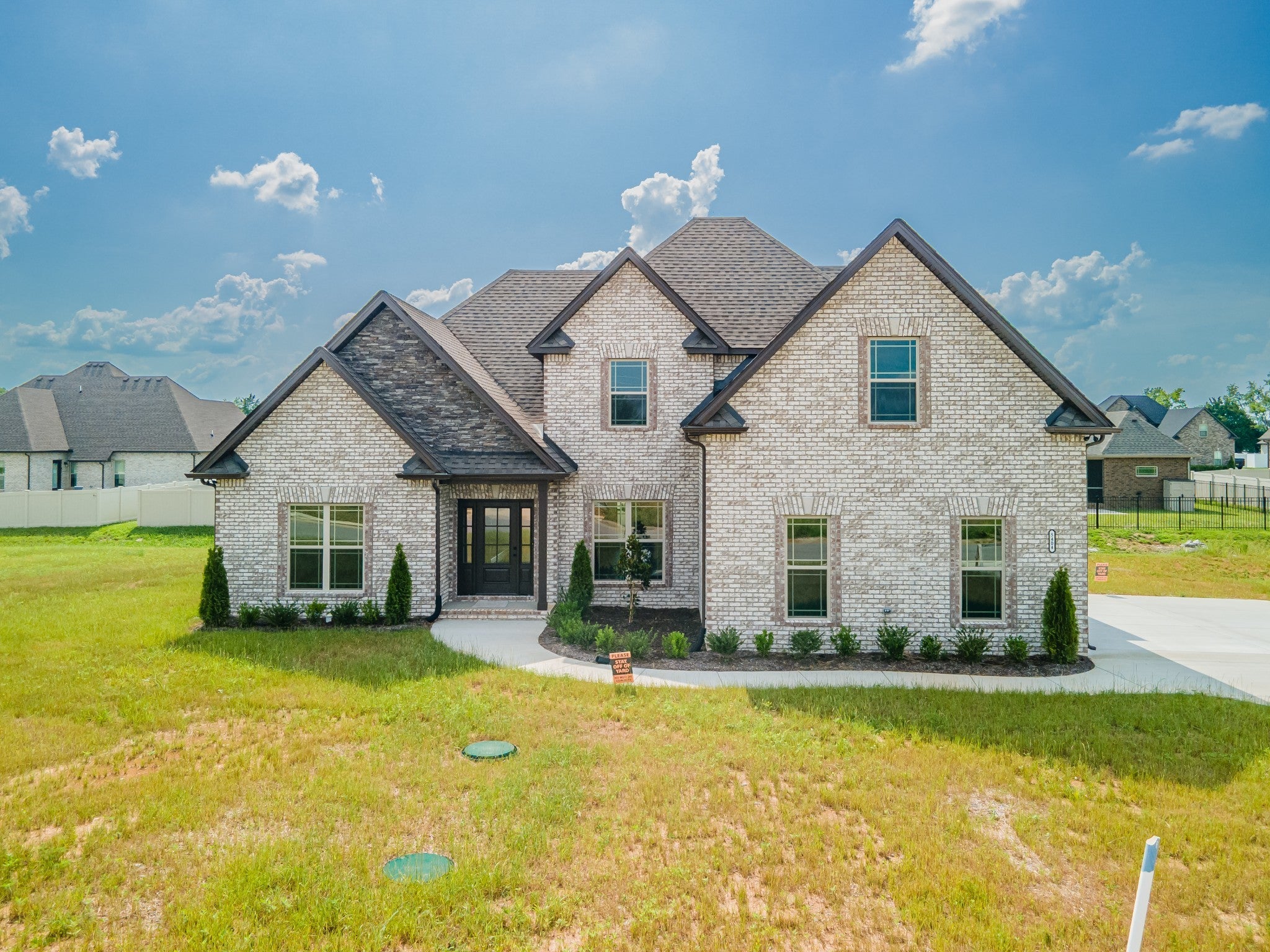 Photo of Listing #2930272