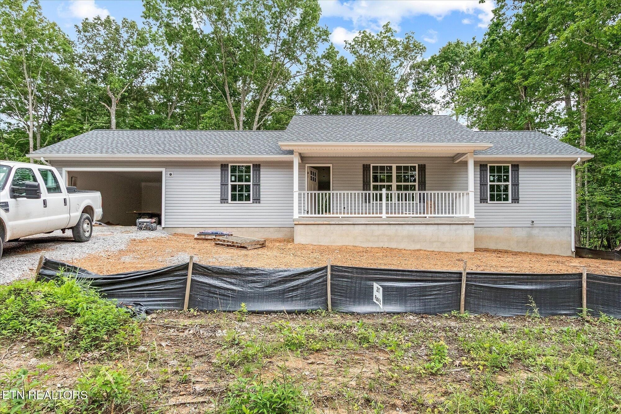 Photo of Listing #2930391