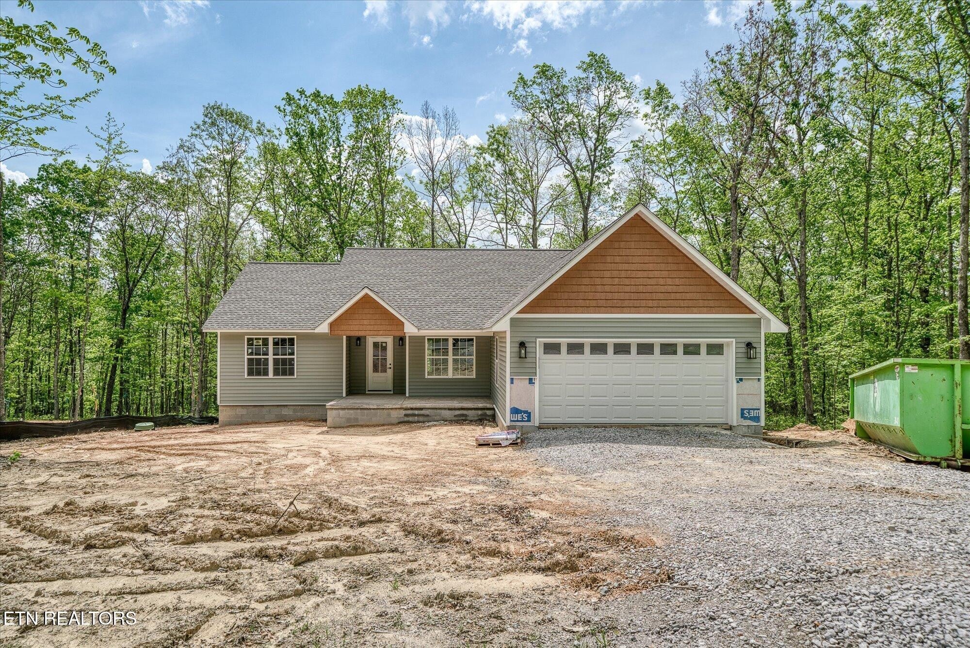 Photo of Listing #2930396