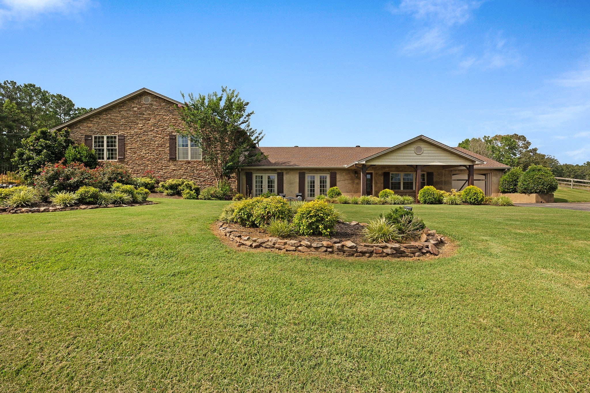 Photo of Listing #2931820