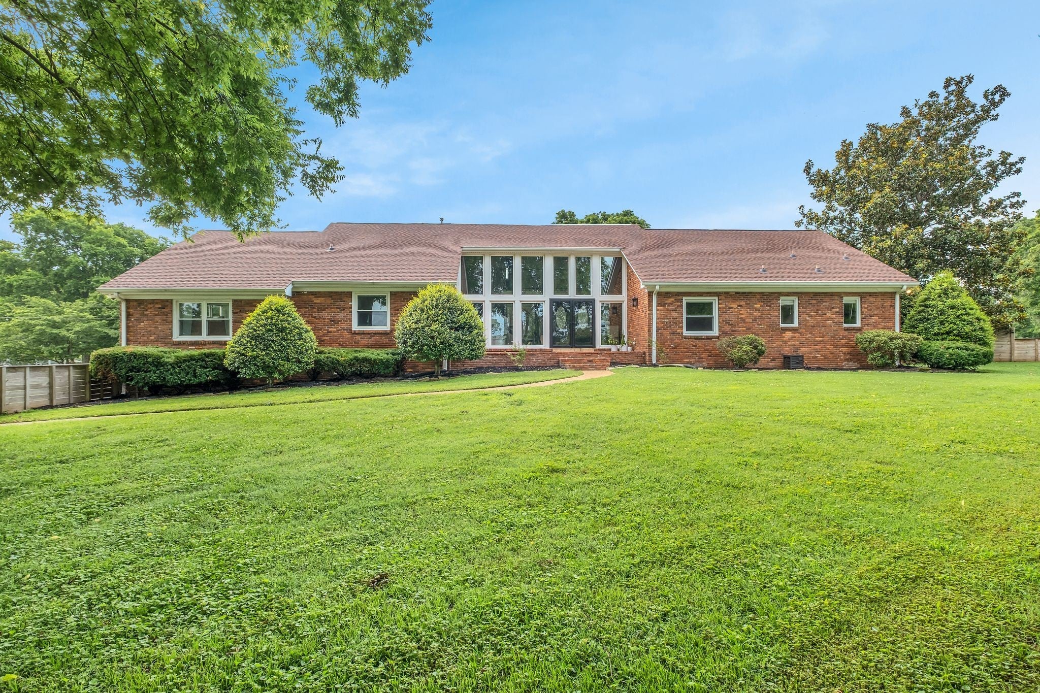 Photo of Listing #2931919