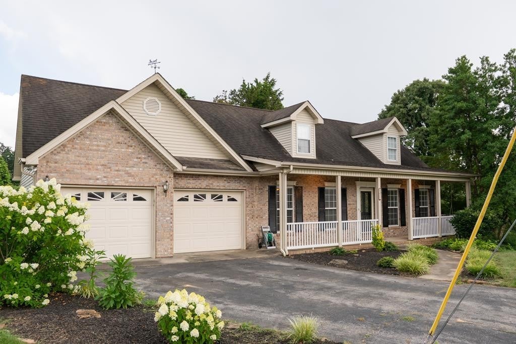 1374 Village Ct, Cookeville