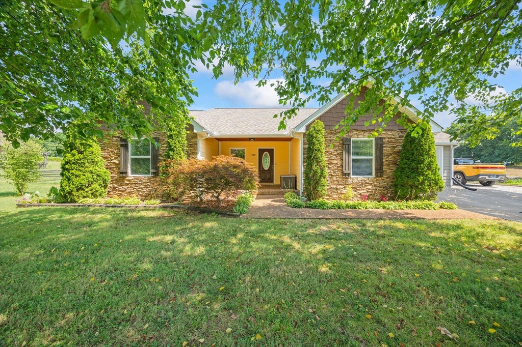 3011 Zeb Warren Rd, Cookeville