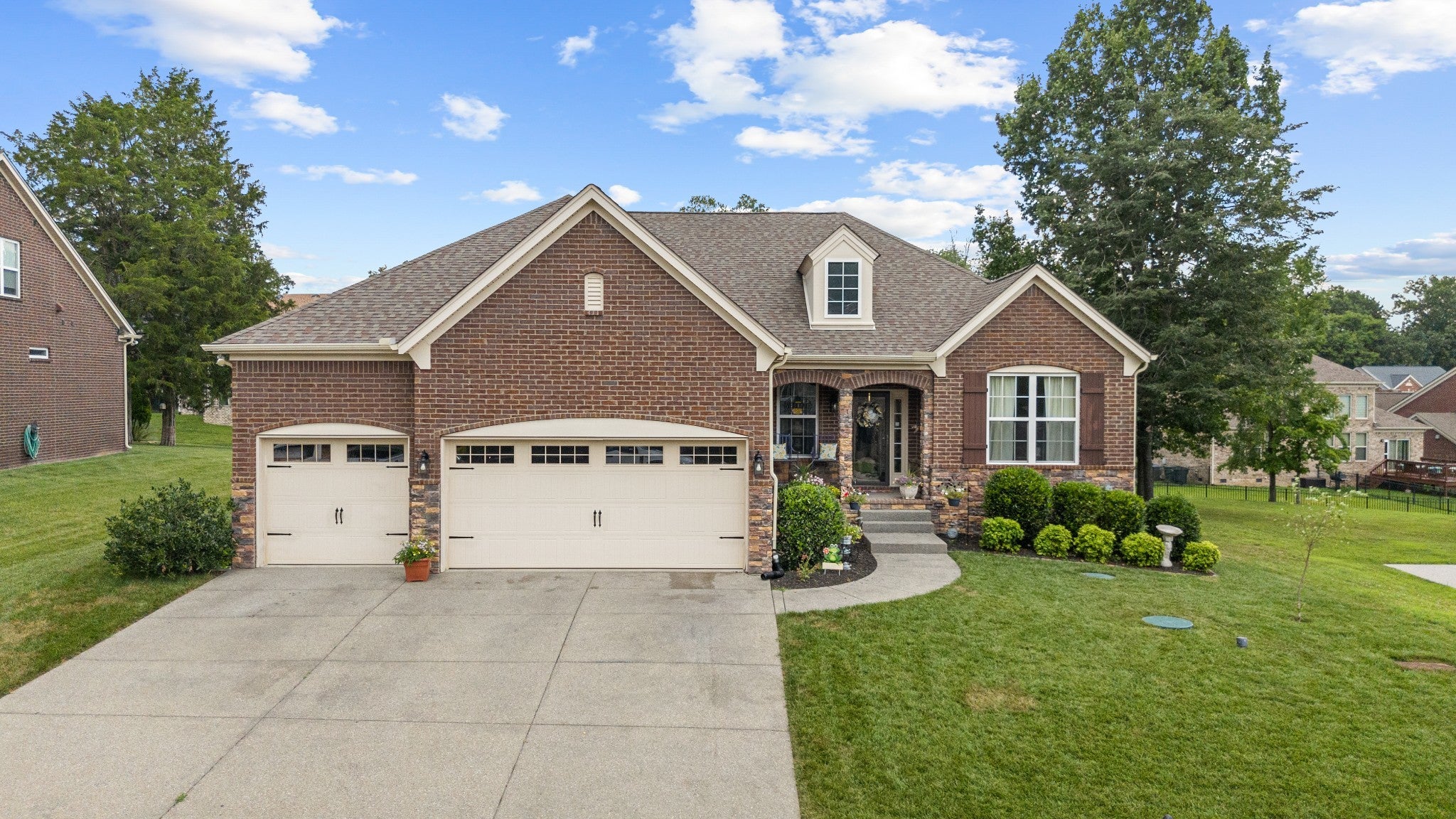 Photo of Listing #2936581