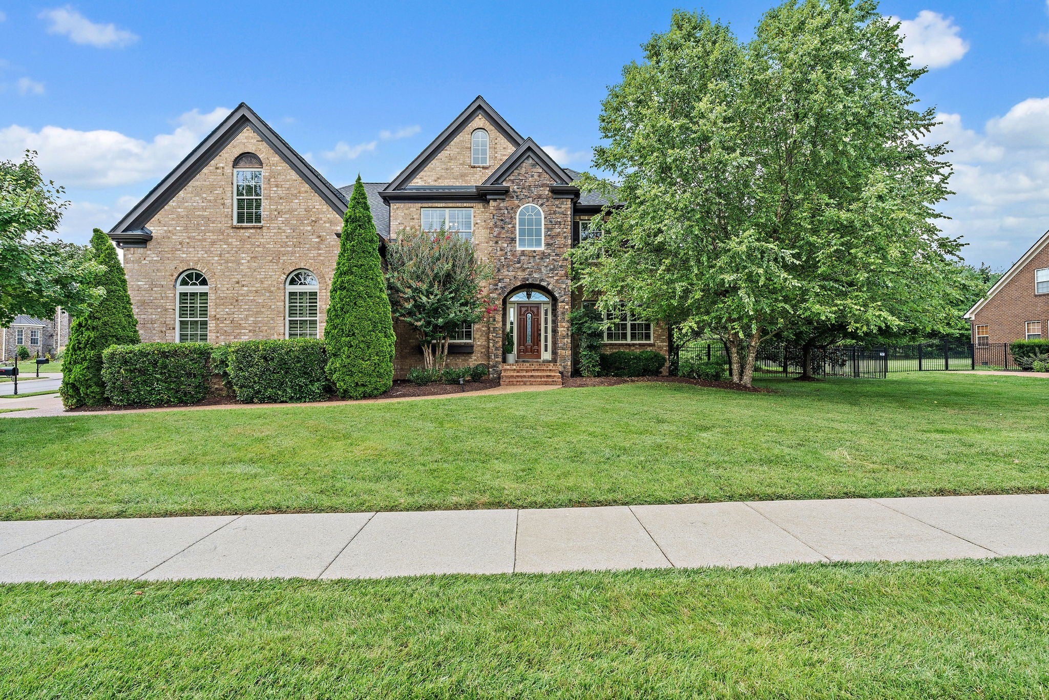 Photo of Listing #2936629