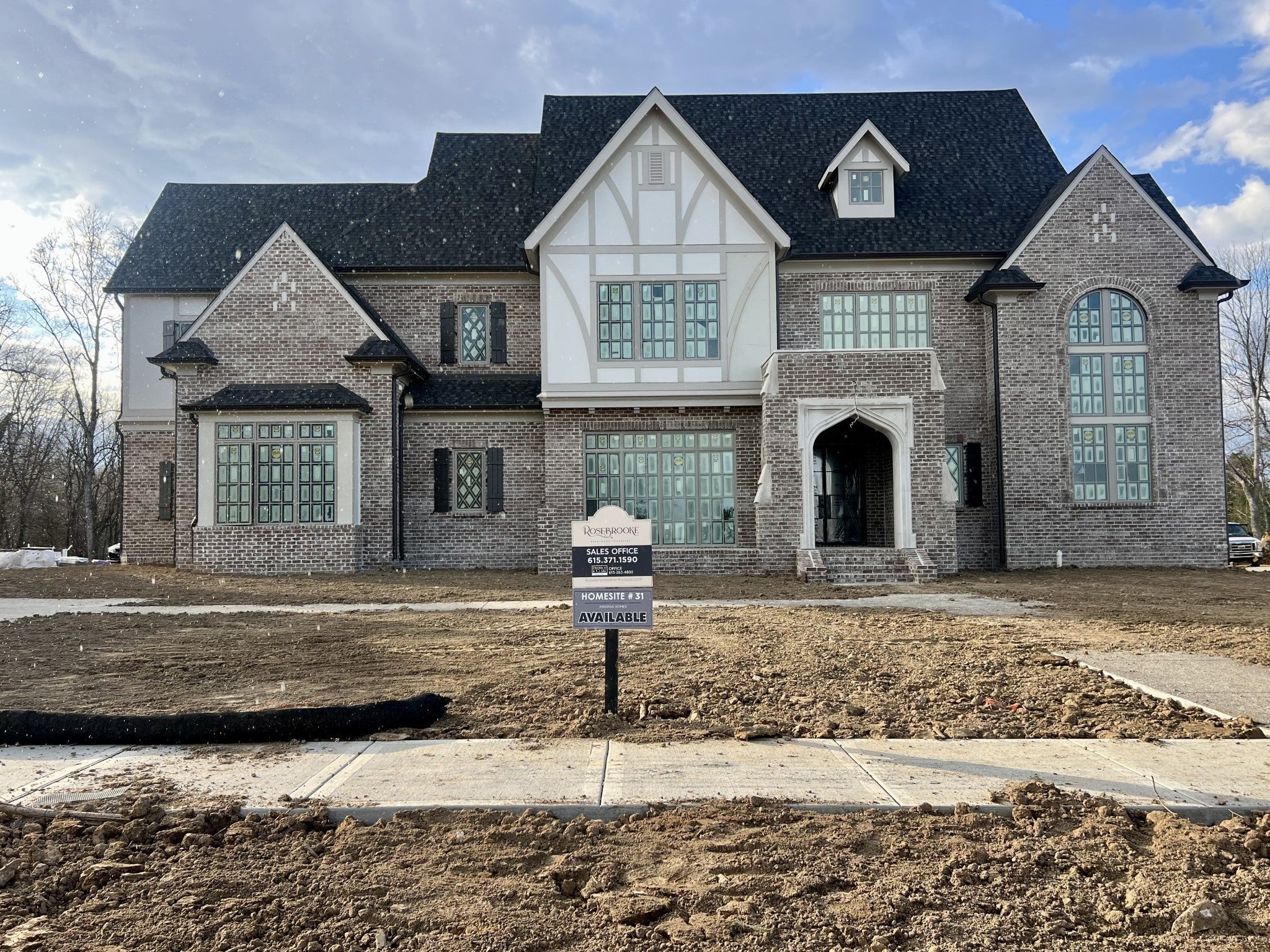 Photo of Listing #2936696