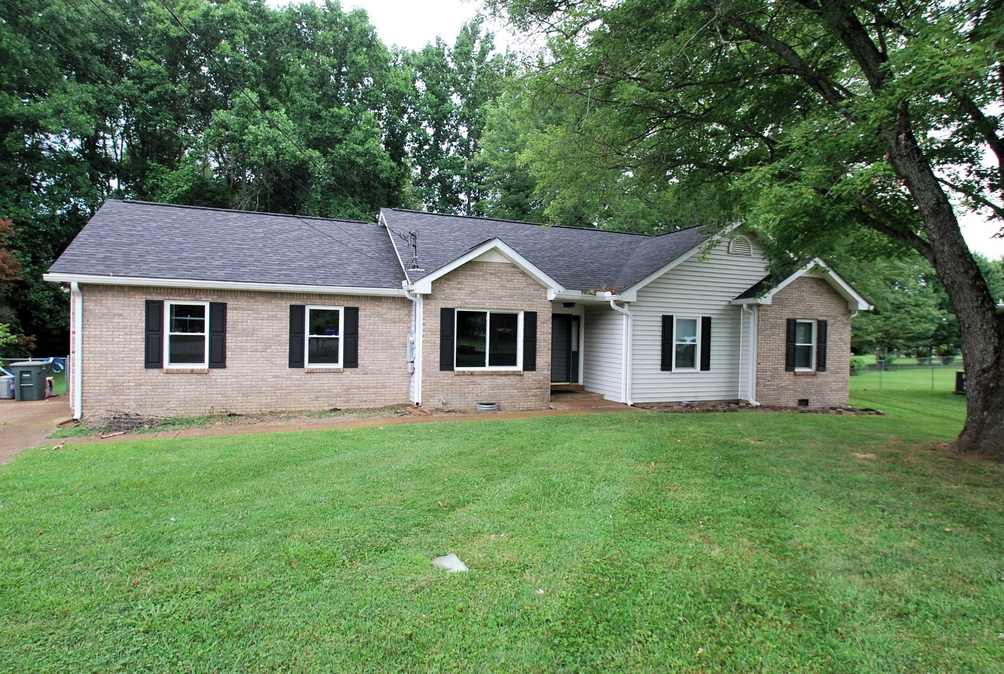 Photo of Listing #2936785