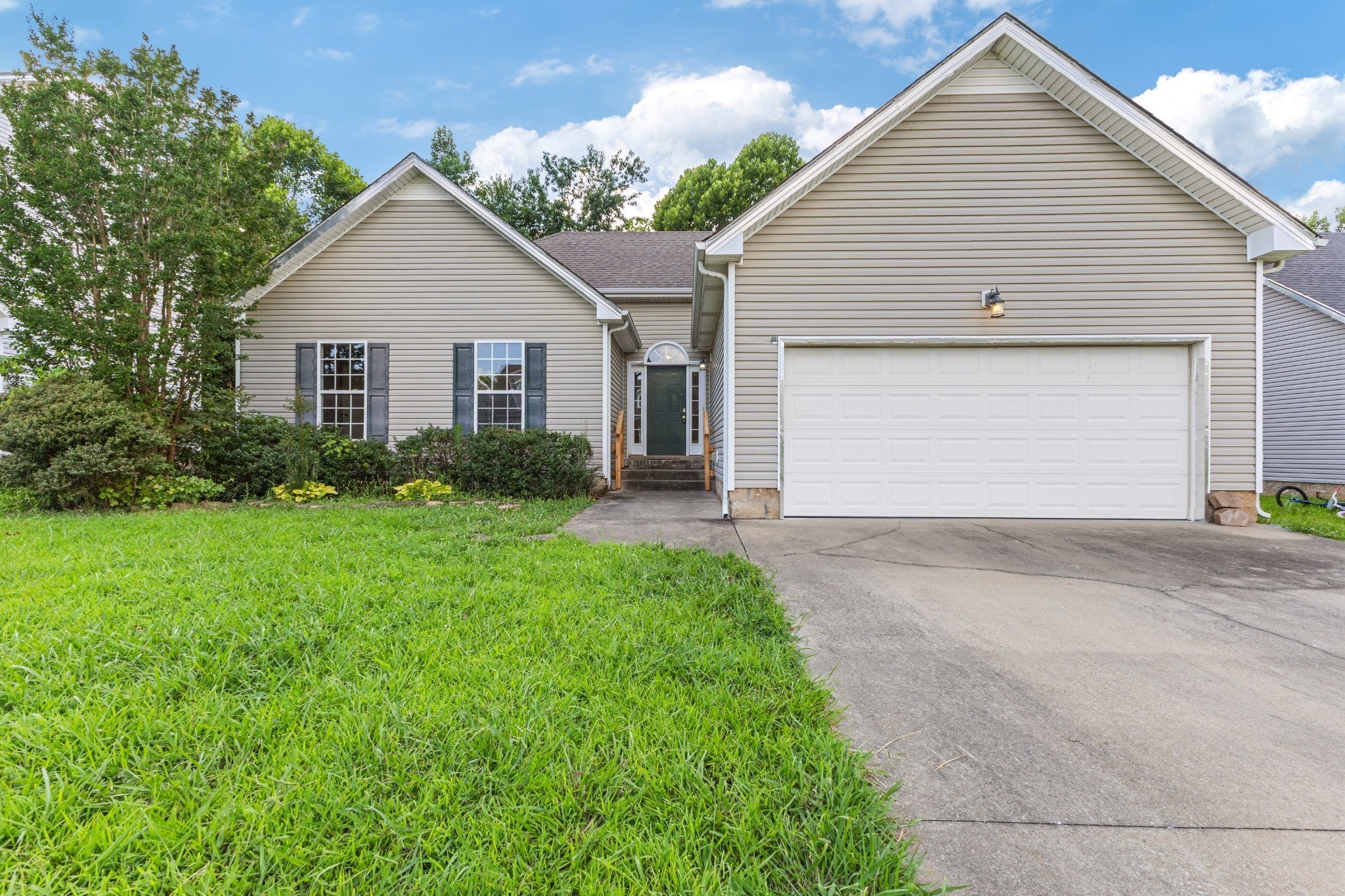 Photo of Listing #2936799