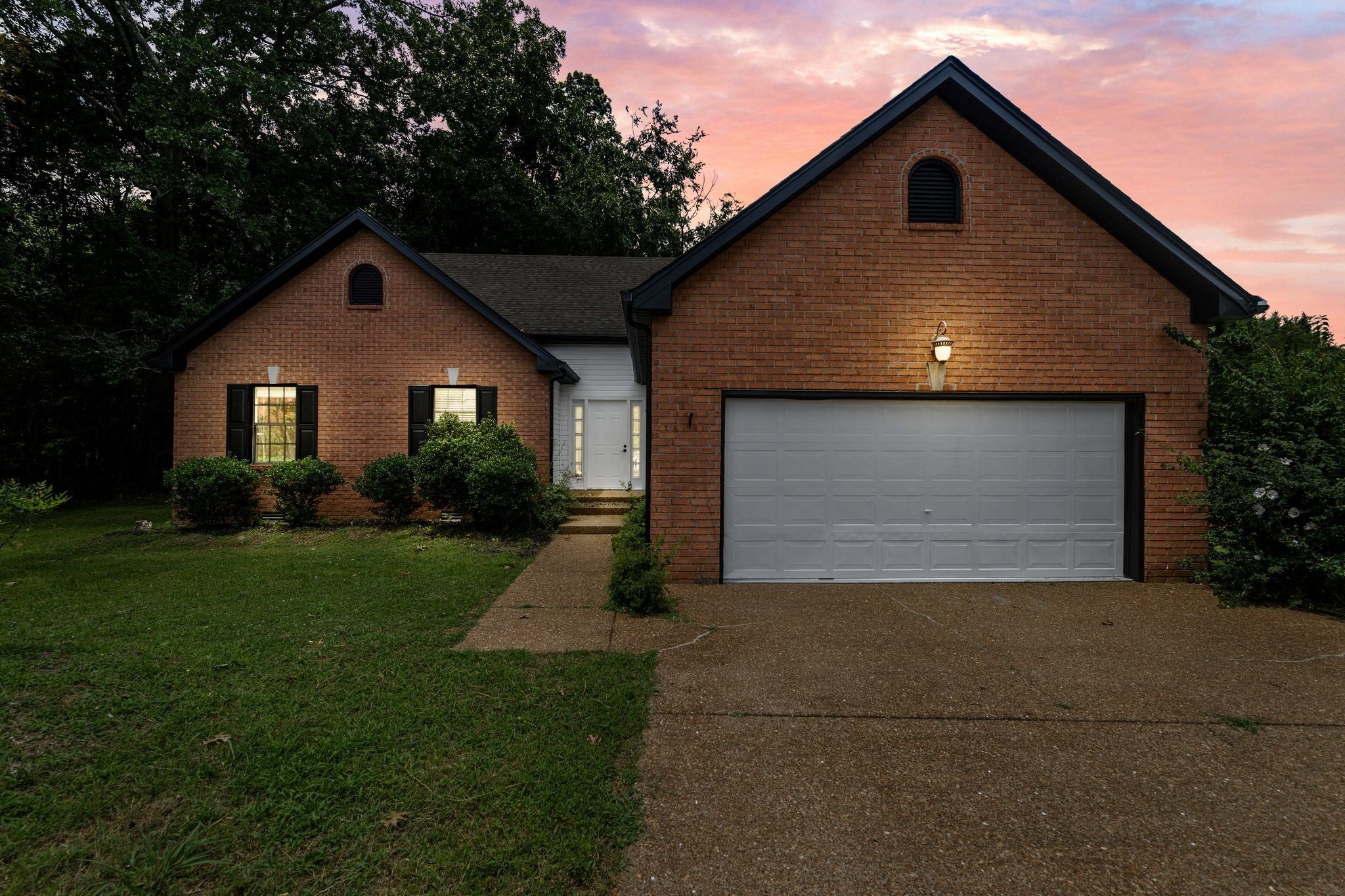 Photo of Listing #2939055