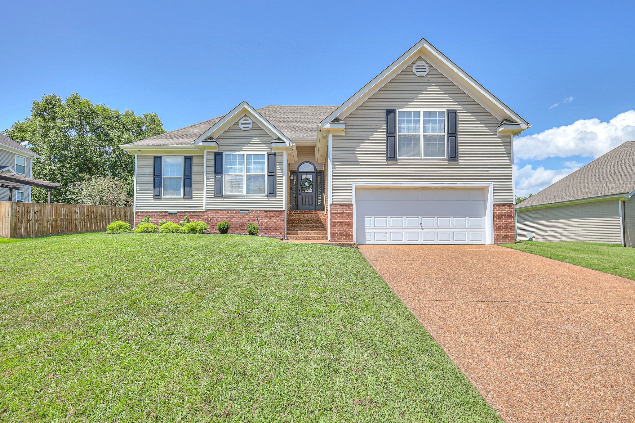 Photo of Listing #2939078