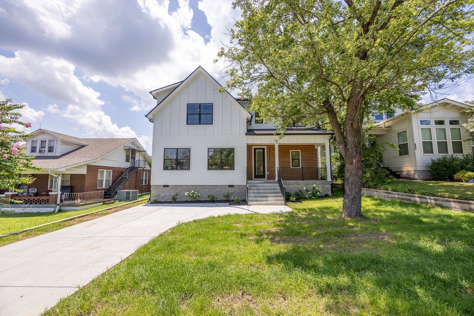 Photo of Listing #2939084