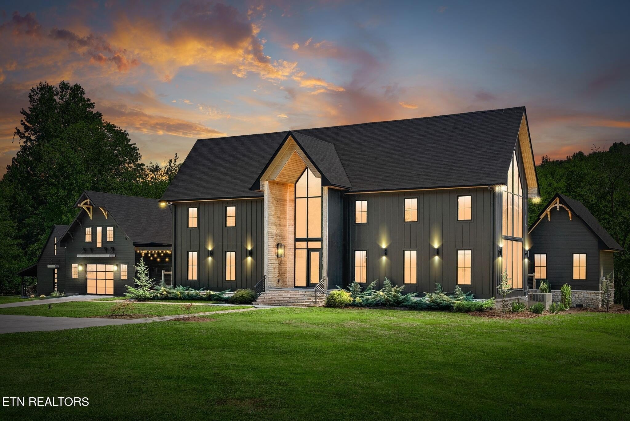 Photo of Listing #2940366