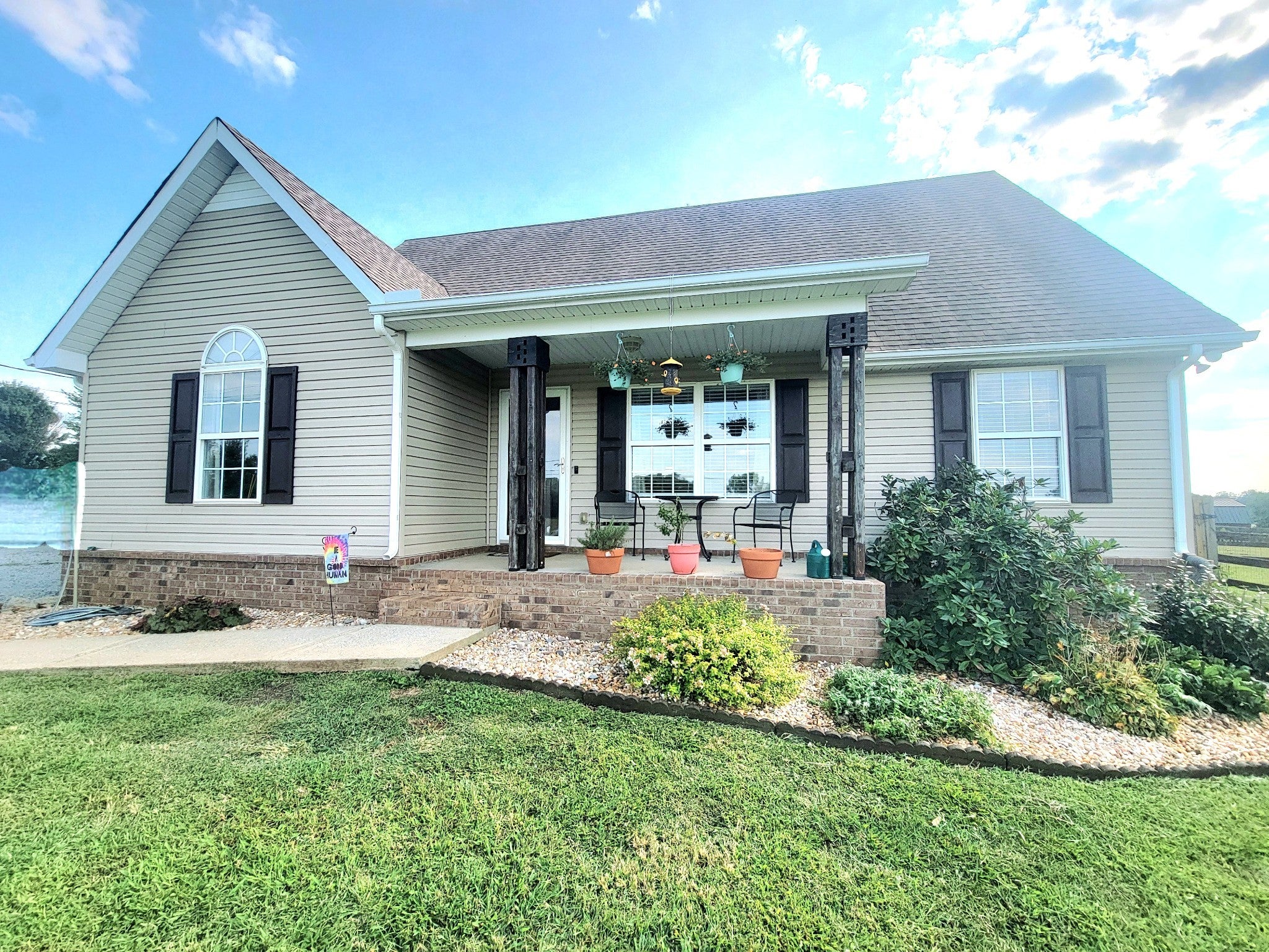 Photo of Listing #2940376