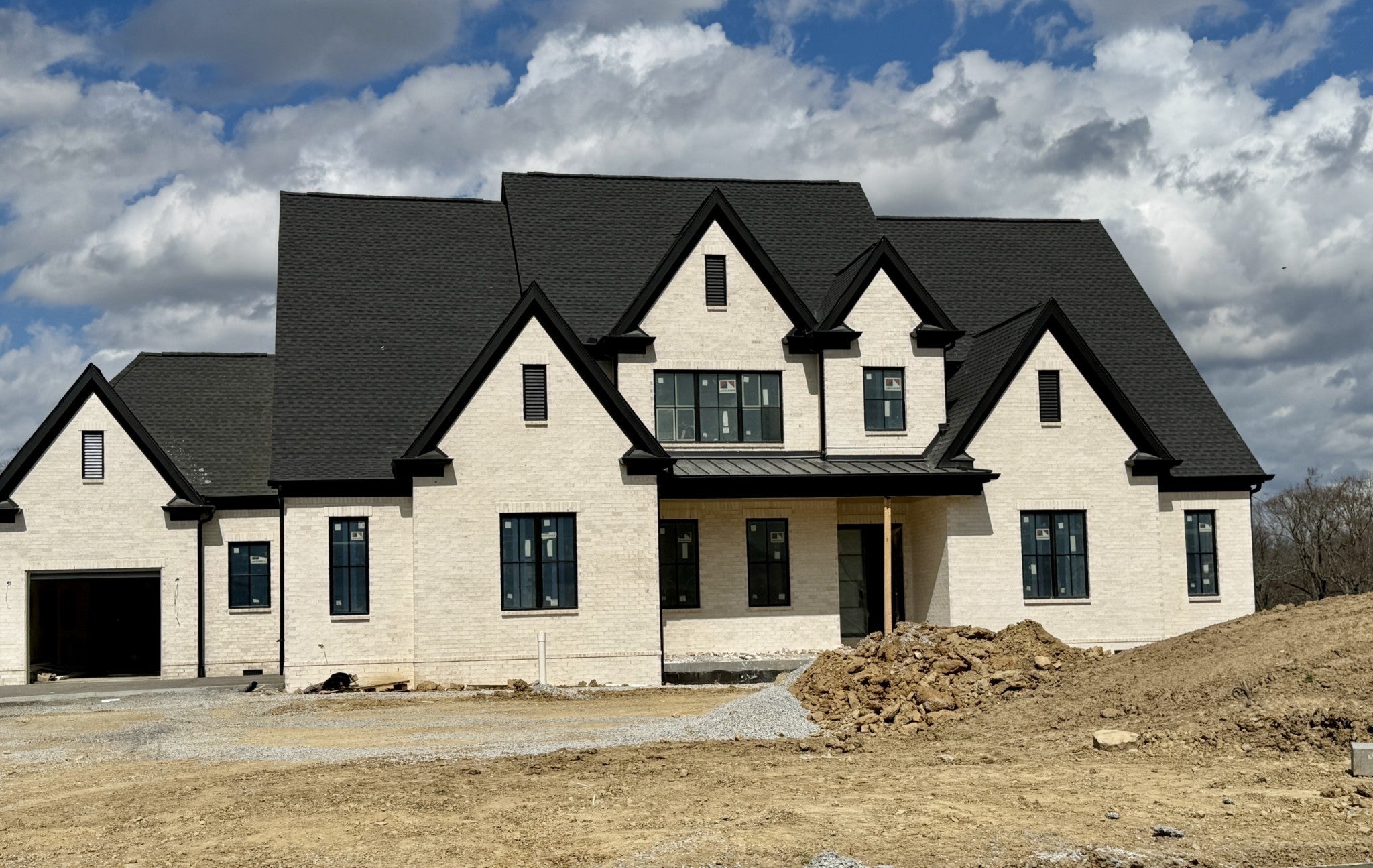 Photo of Listing #2940429