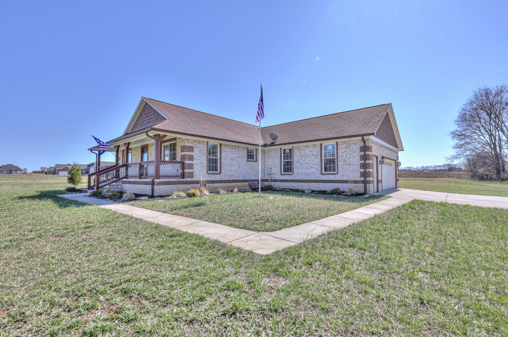 Photo of Listing #2940561