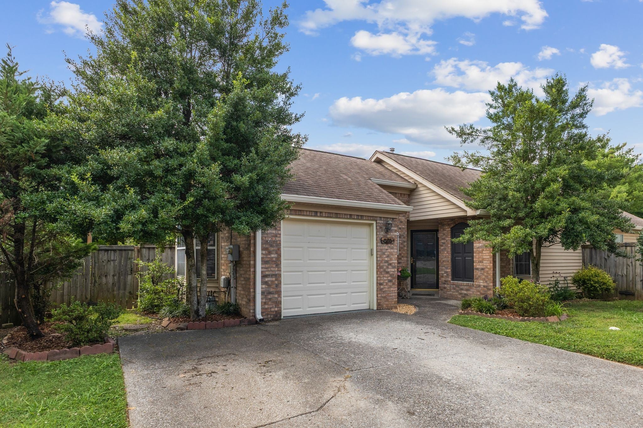 Photo of Listing #2940691