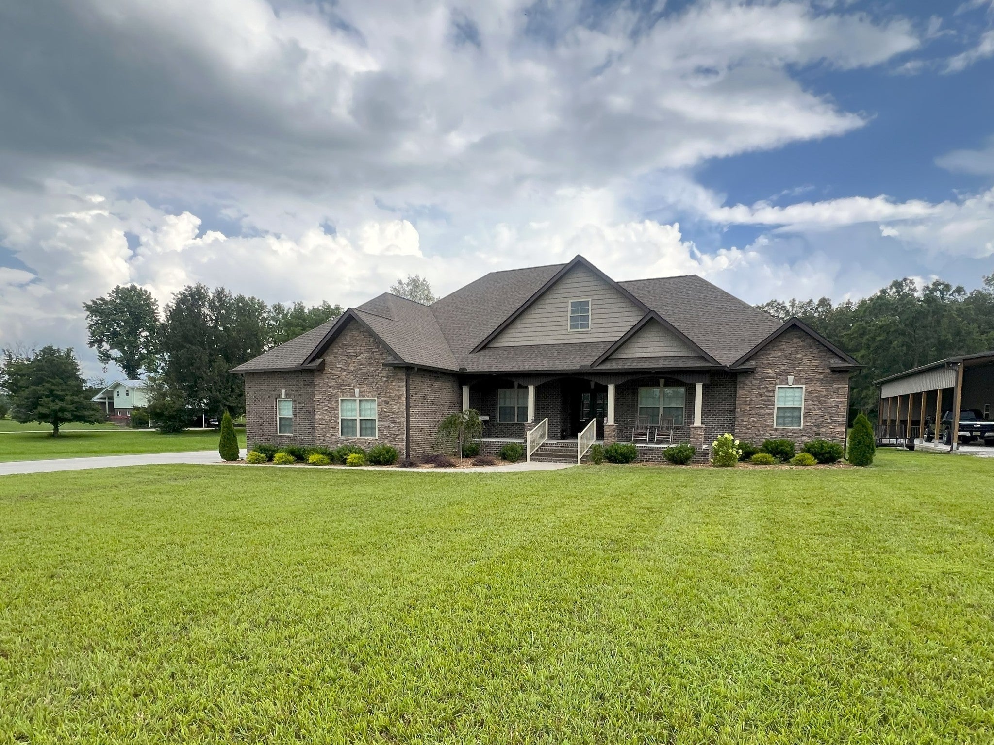 Photo of Listing #2940792