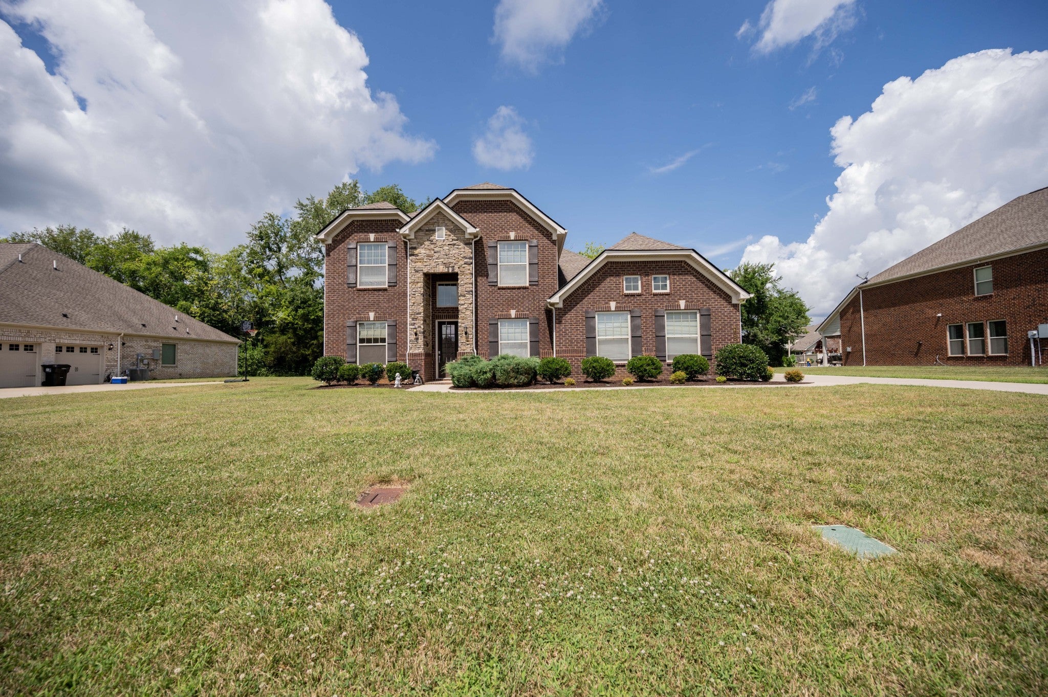 Photo of Listing #2940904