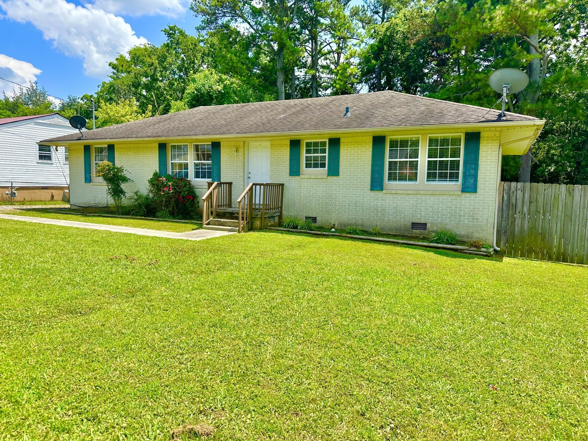 Photo of Listing #2940940