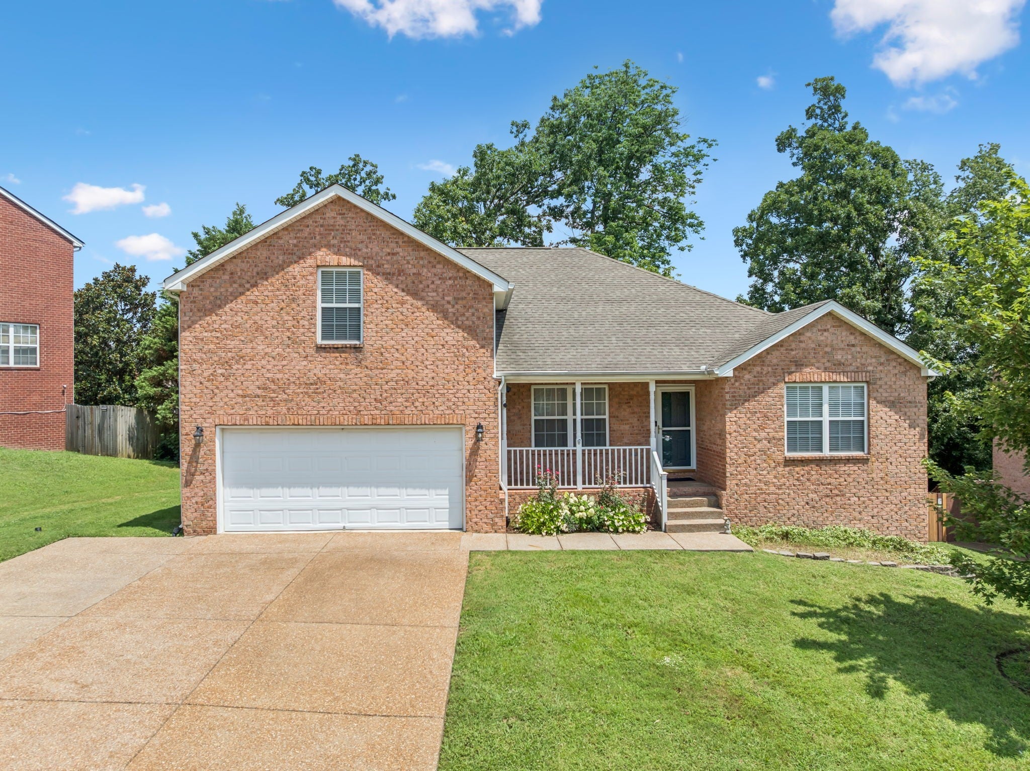 Photo of Listing #2940959