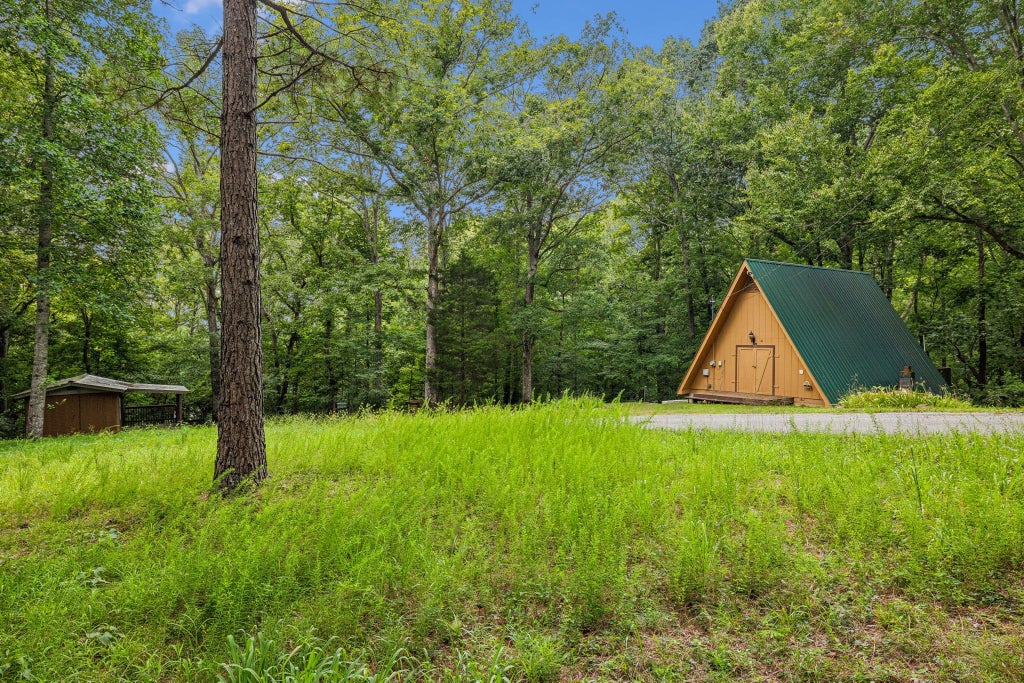 111 Mud Hill Rd, Dover