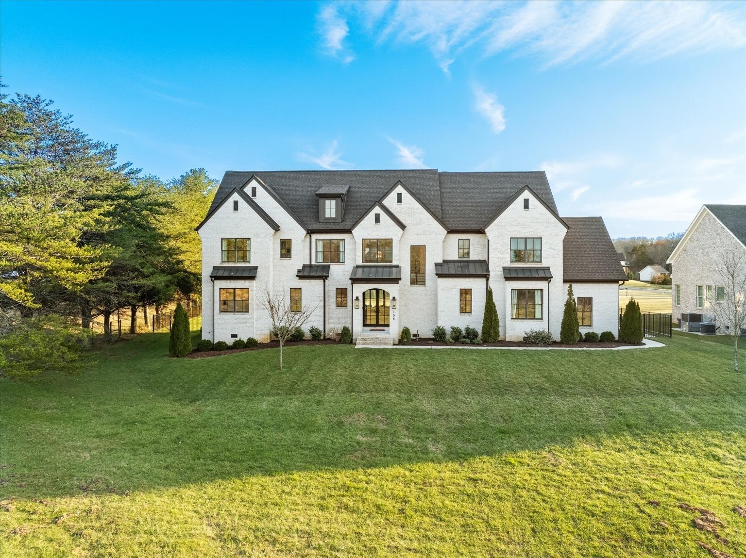 Photo of Listing #2941053