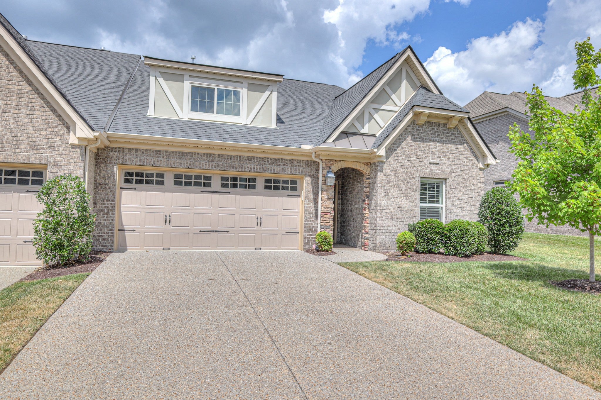 Photo of Listing #2941141