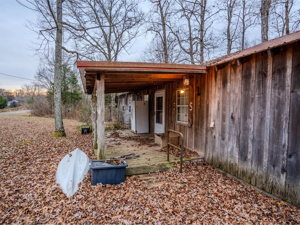 366 Ridge Rd, Westpoint