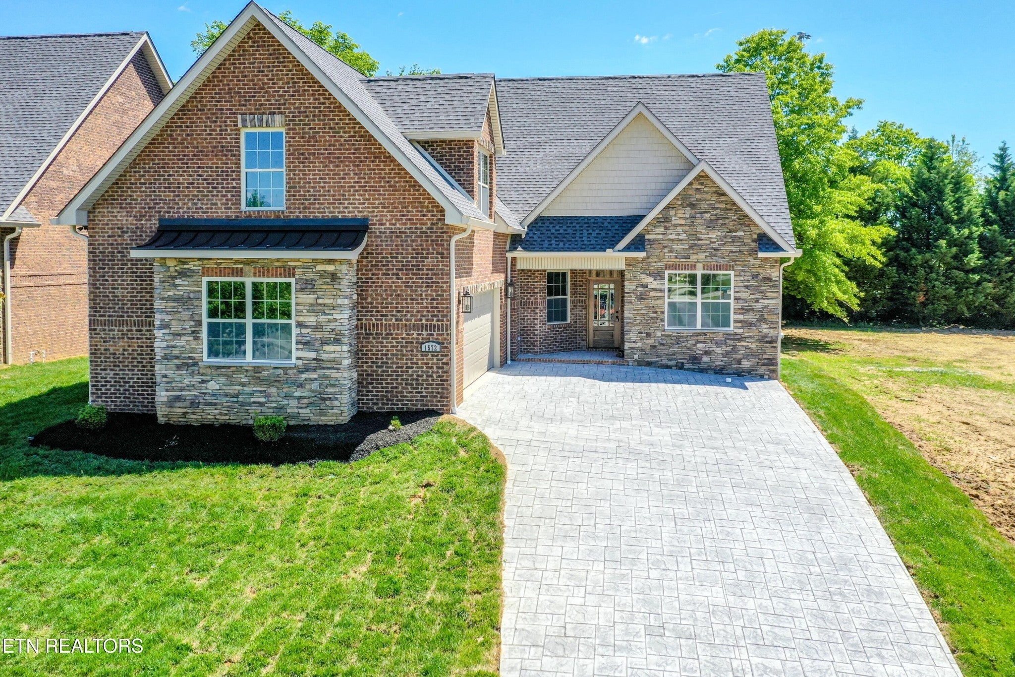 Photo of Listing #2941705