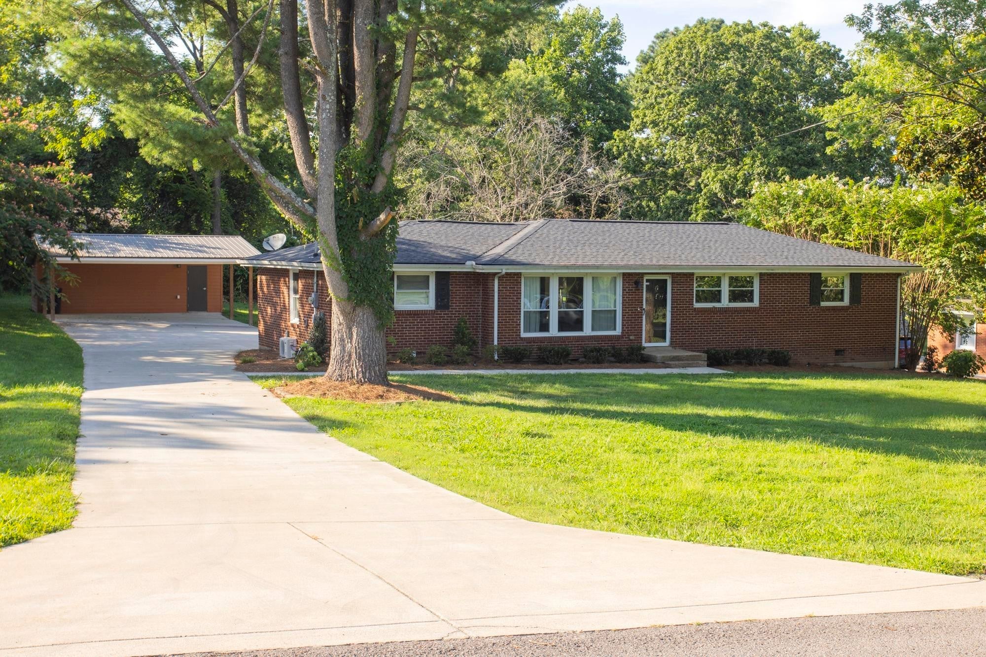 Photo of Listing #2941831