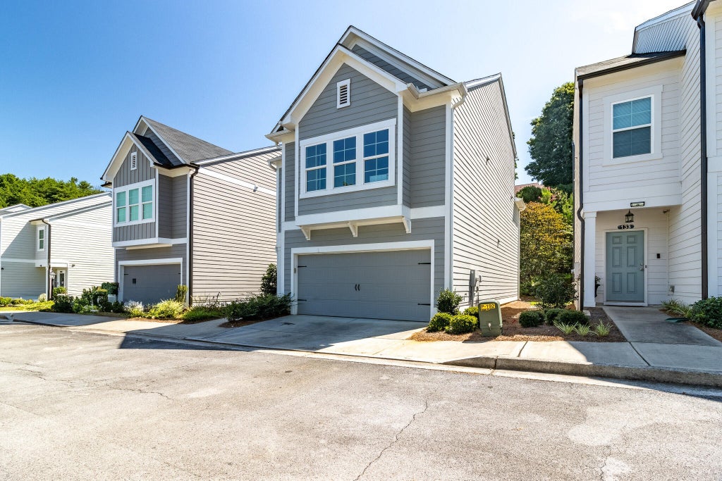 135 Millers Lane, Calhoun