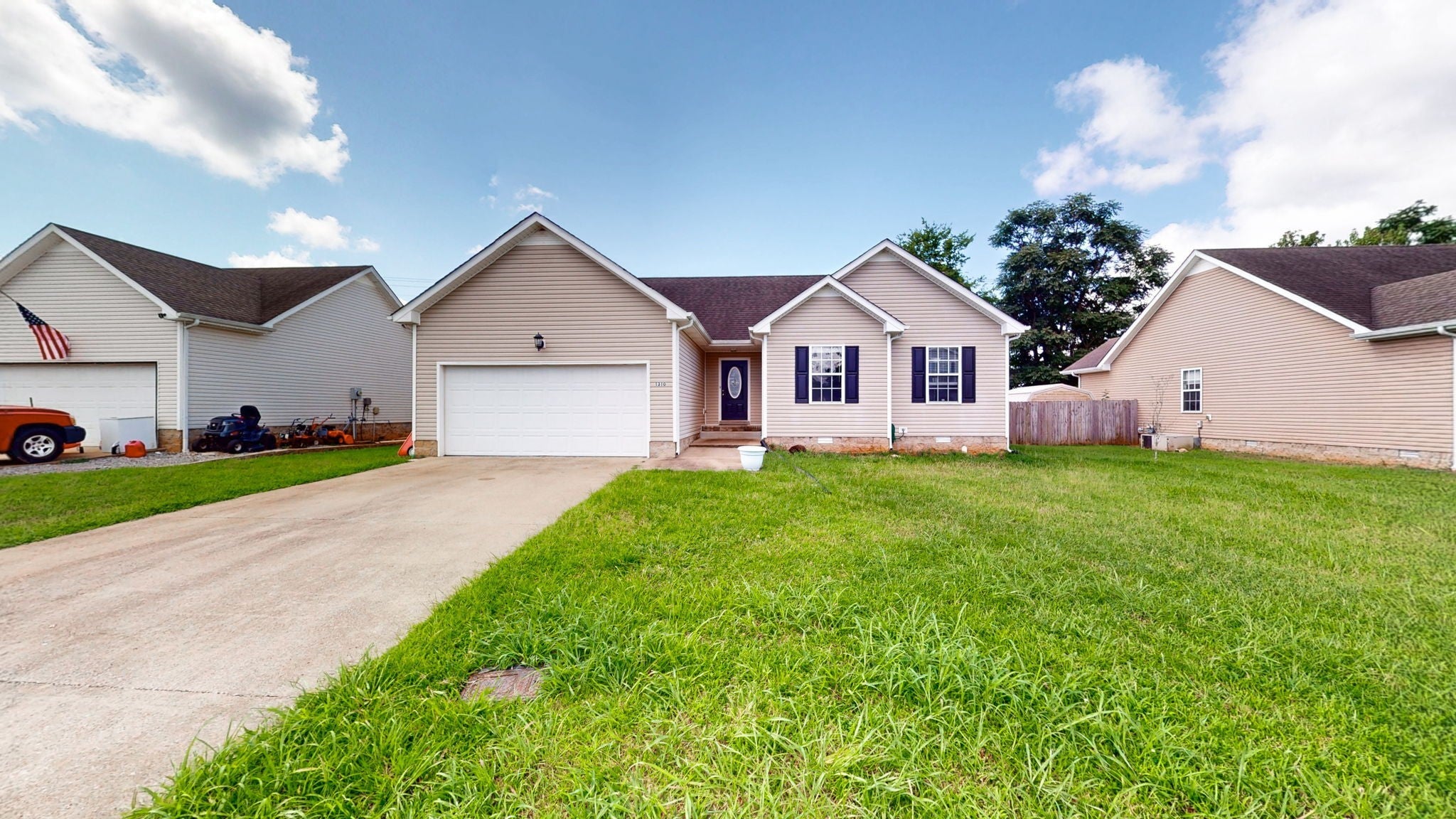 Photo of Listing #2941888