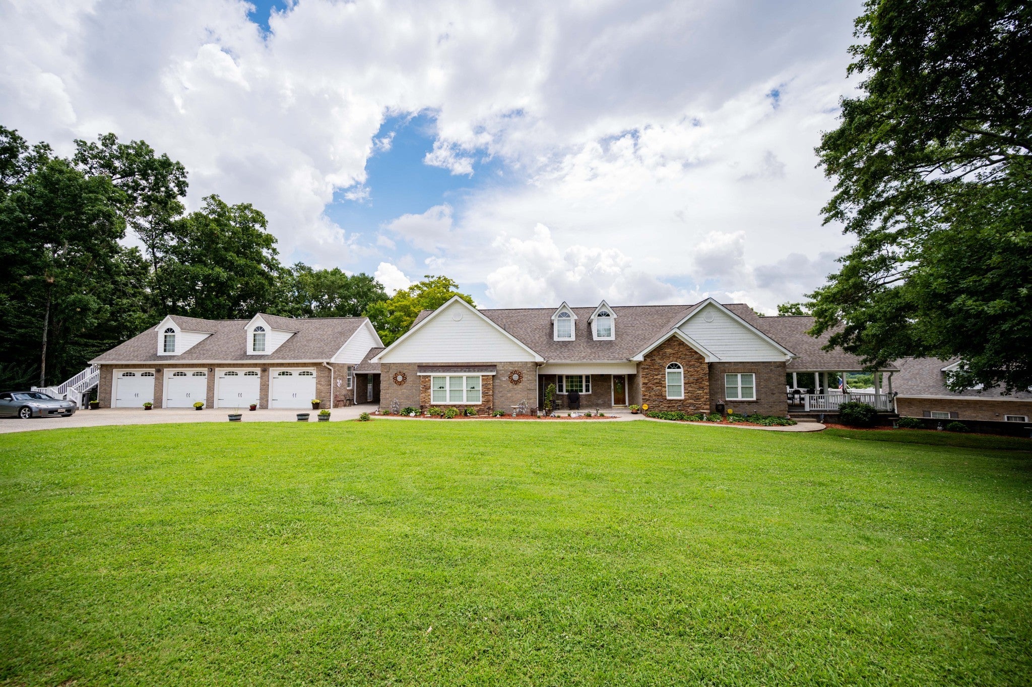 Photo of Listing #2942018