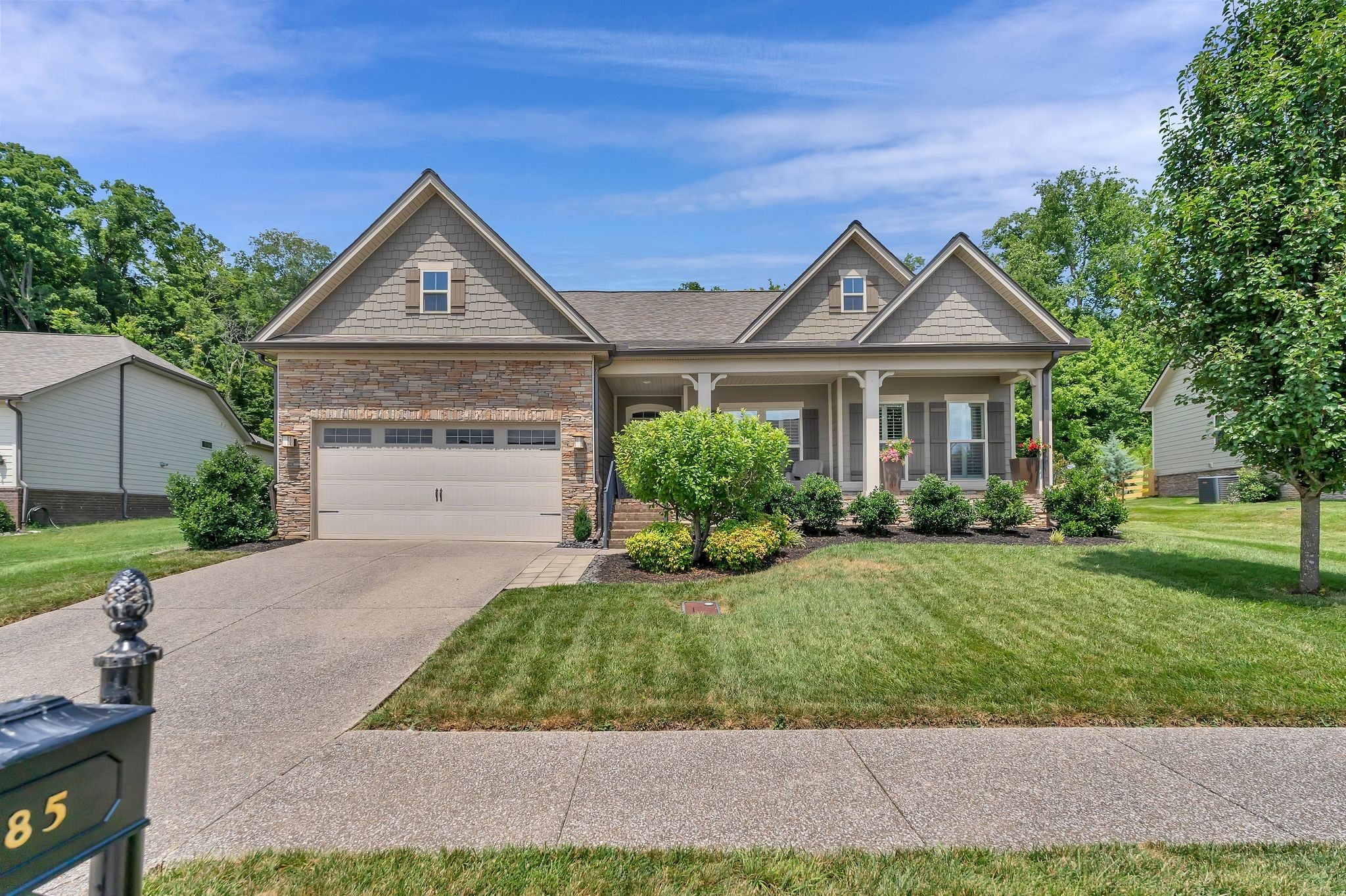 Photo of Listing #2942436