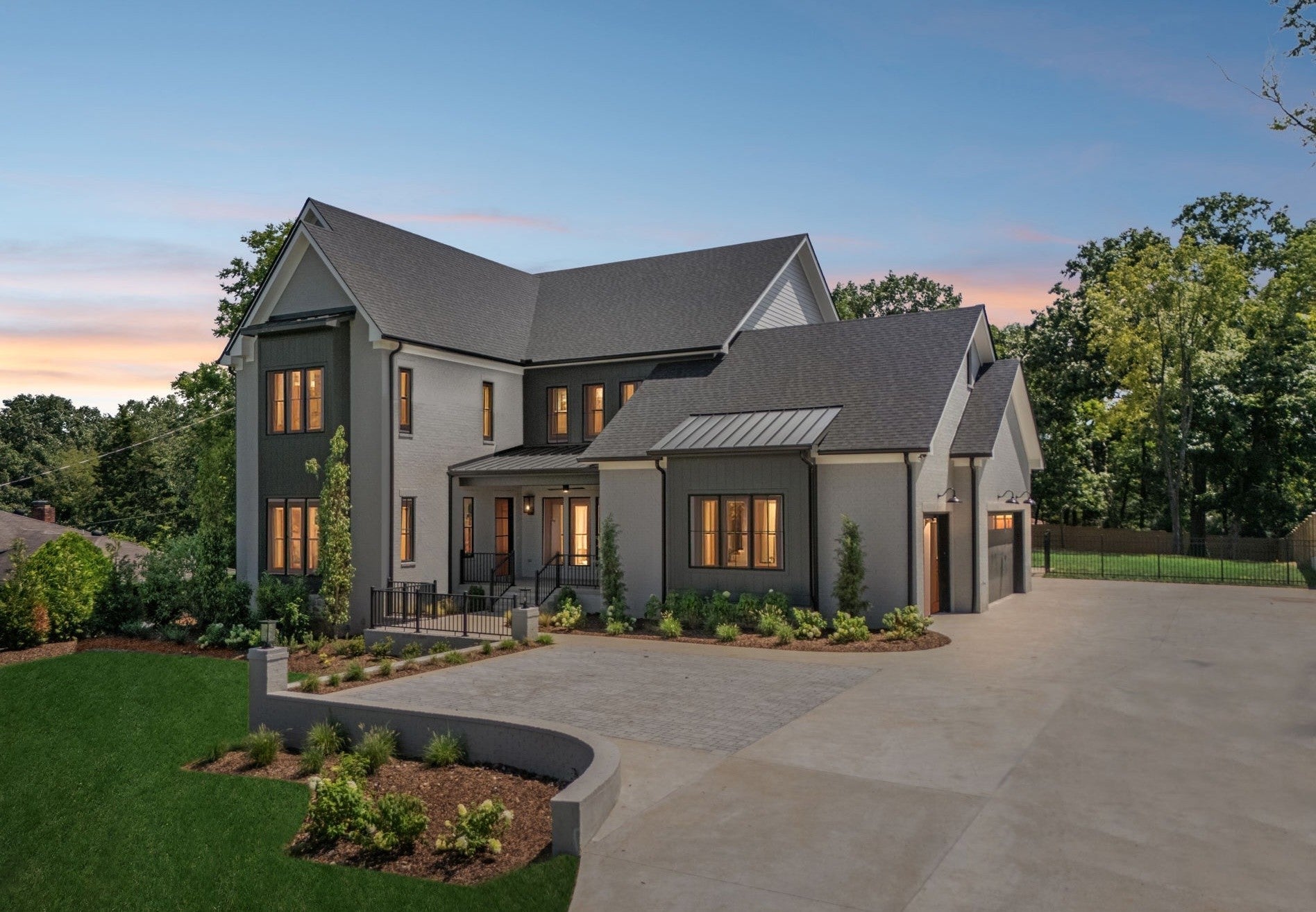 Photo of Listing #2943374