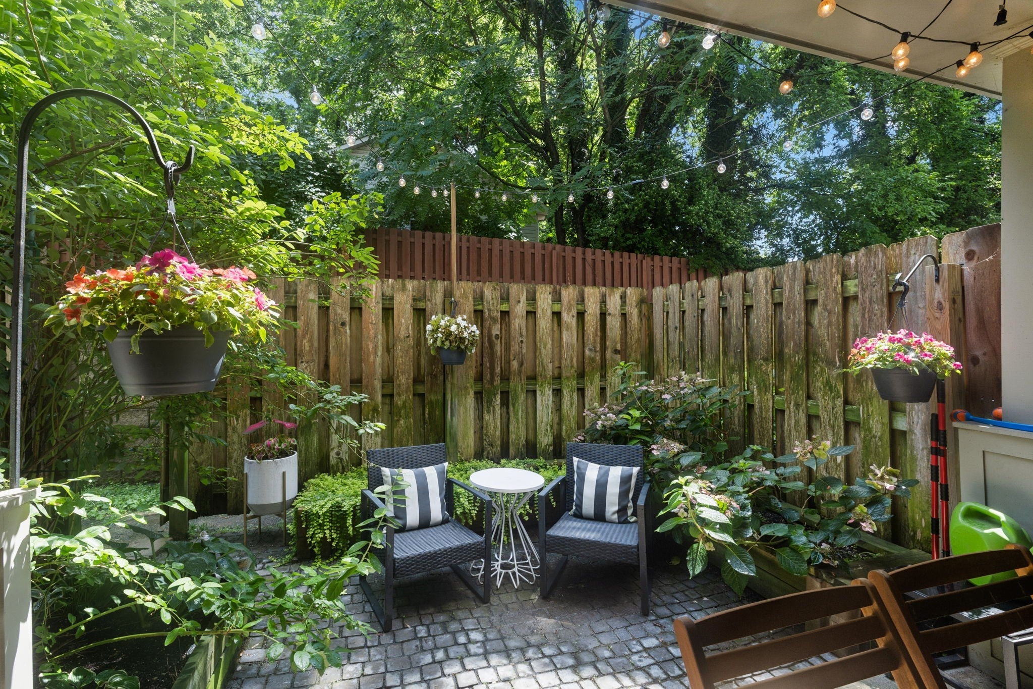 Photo of Listing #2943383