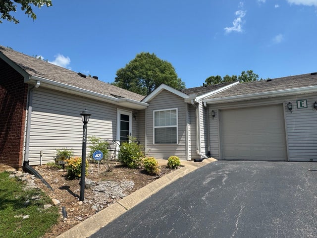 325 Bonita Pkwy, Hendersonville