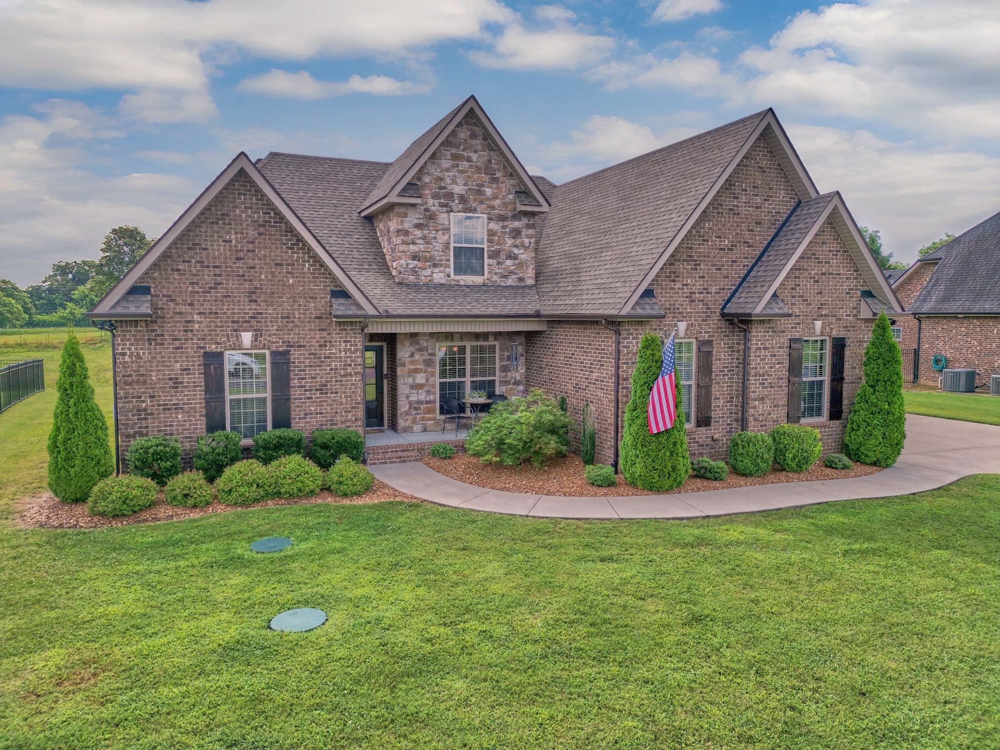 Photo of Listing #2943577