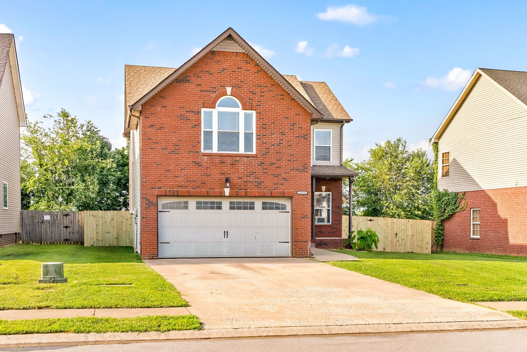 Photo of Listing #2943607